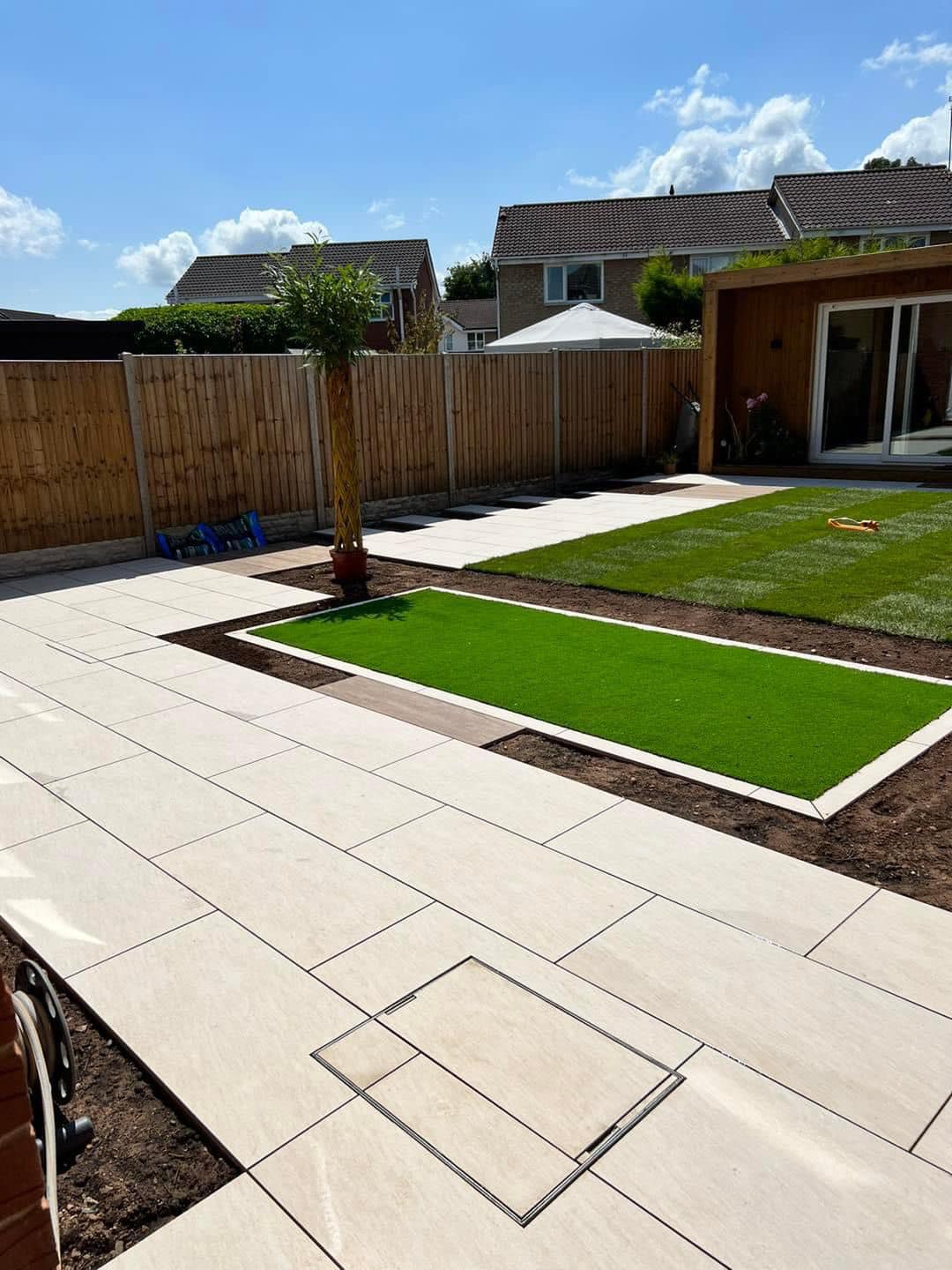 landscaping & paving services in Leicestershire